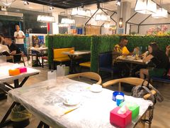 大堂-美膳居川菜馆油焖大虾烧烤(卓刀泉店)