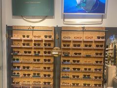 -MUJOSH木九十眼镜(月星环球港B1店)