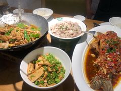 -费大厨辣椒炒肉(富兴店)