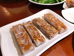 -洲心明记烧肉大粥