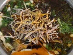 -老五鸡丝豆花面粉(瑞金北路68号院店)