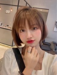 -BULB STUDIO 巴柏明星发型工作室