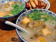 鸭血粉丝汤-小潘记鸭血粉丝汤