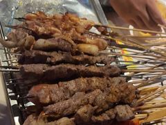 热气羊肉串-云晓光头烧烤吧(川沙绿地店)