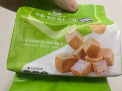 -良品铺子(白云新世界店)