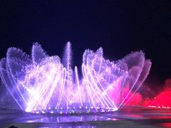 -东港音乐喷泉广场