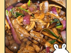 -胡须佬鸡煲四季火锅店(石厦西村直营店)