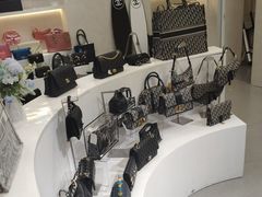 -六六奢品·vintage中古·回收二手奢侈品包包手表首饰(环球港店)