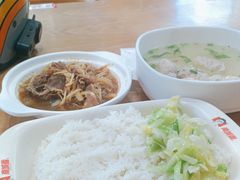 -南城香·饭香串香馄饨香(太平桥店)