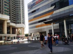 -东荟城名店仓