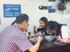 大堂-方老大馄饨(抚宁巷店)