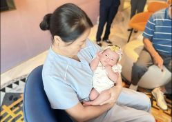 -玥奢国际母婴护理中心(滨江宝龙店)