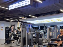 -超鹿运动(达信大厦店)