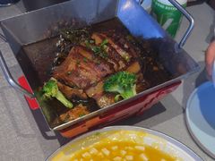 -有红鸡毛店·川菜(建设路店)