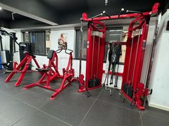 -坚果健身24小时工作室(定西路店)