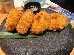 泰式手打虾饼配酸甜梅子酱-simply thai天泰(美罗城店)