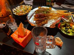 -何师烧烤Pro ·江湖川菜·小龙虾·精酿(太古里旗舰店)