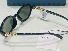 -YI OPTICAL 奕镜·蔡司战略合作店(长宁来福士店)