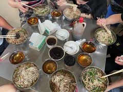 -正宗杨记普洱酸醋米线(总店)
