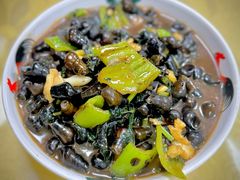 紫苏炒坑螺-东江客家情食府