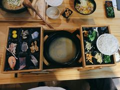 羊肚菌·传统过桥米线-勺子米线·云南传统小吃市集(四方街店)