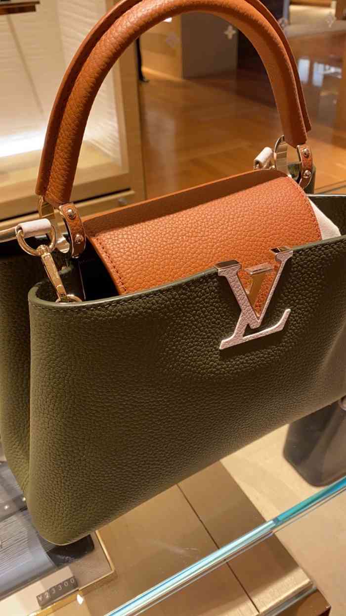 服务态度不知道是不是赶上了这次的店员态度很好比较