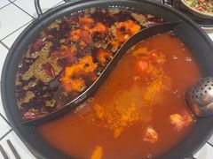 -旧街市鲜货老火锅(大光路店)