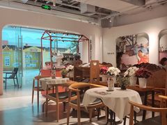 -灵意咖啡·西班牙美食(汕头金平万达广场店)