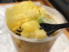 凤梨乌龙鲜果茶-满记甜品(湖滨店)