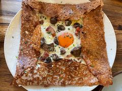 熏肉鸡蛋芝士奶油蘑菇可丽饼-RAC BAR(安福路店)