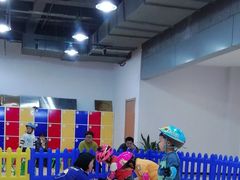 -乐翔轮滑(中庚漫游城店)