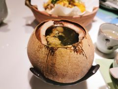 椰子竹丝鸡汤-原味田园·客家菜·土窑鸡(中航城君尚购物中心店)