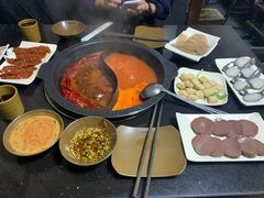 -宽板凳老灶火锅(簋街店)