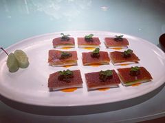 鱼子酱乳猪-三号黄浦会Canton Table