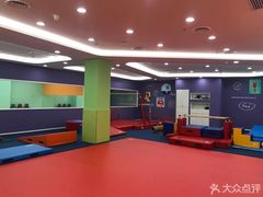 -小小运动馆(浦江店)