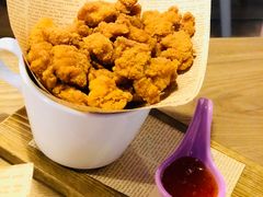 -樱花里音乐餐吧·牛扒椰子鸡(东圃店)
