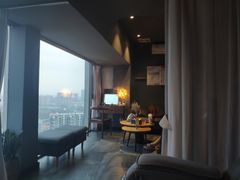 -得闲·高空SPA(东盟店)