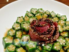 黑椒牛肉拼秋葵-将相和·海鲜蒸饺大连菜