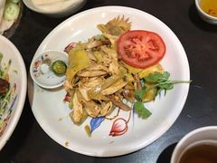 越式盐焗麻油鸡-大头虾越式风味餐厅(光明广场店)