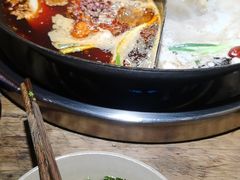 -王婆乔鲜鱼自助火锅(蜀汉路店)