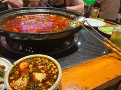 -小饕荟雅安贡椒鱼鲜馆(广福桥店)
