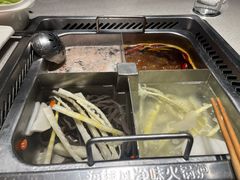 -海底捞火锅(新松江路店)