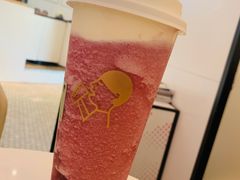 多肉葡萄-喜茶(迪士尼小镇DP店)