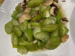 -闫府私房菜·百年鲁菜(恒隆店)