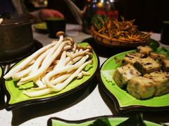 -一叶一世界·素食餐厅(锦华万达店)
