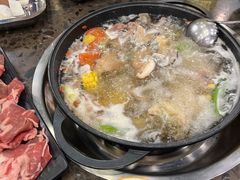 -金鼎雪山牦牛杂火锅(理县总店)