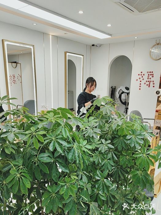 阿三造型烫染•接发(新湖明珠店)图片