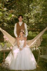 -乐派诗婚纱摄影