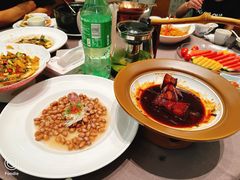 -香山湖家家宴(中山陵店)