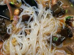 -八月美食小馆(银泰城总店)